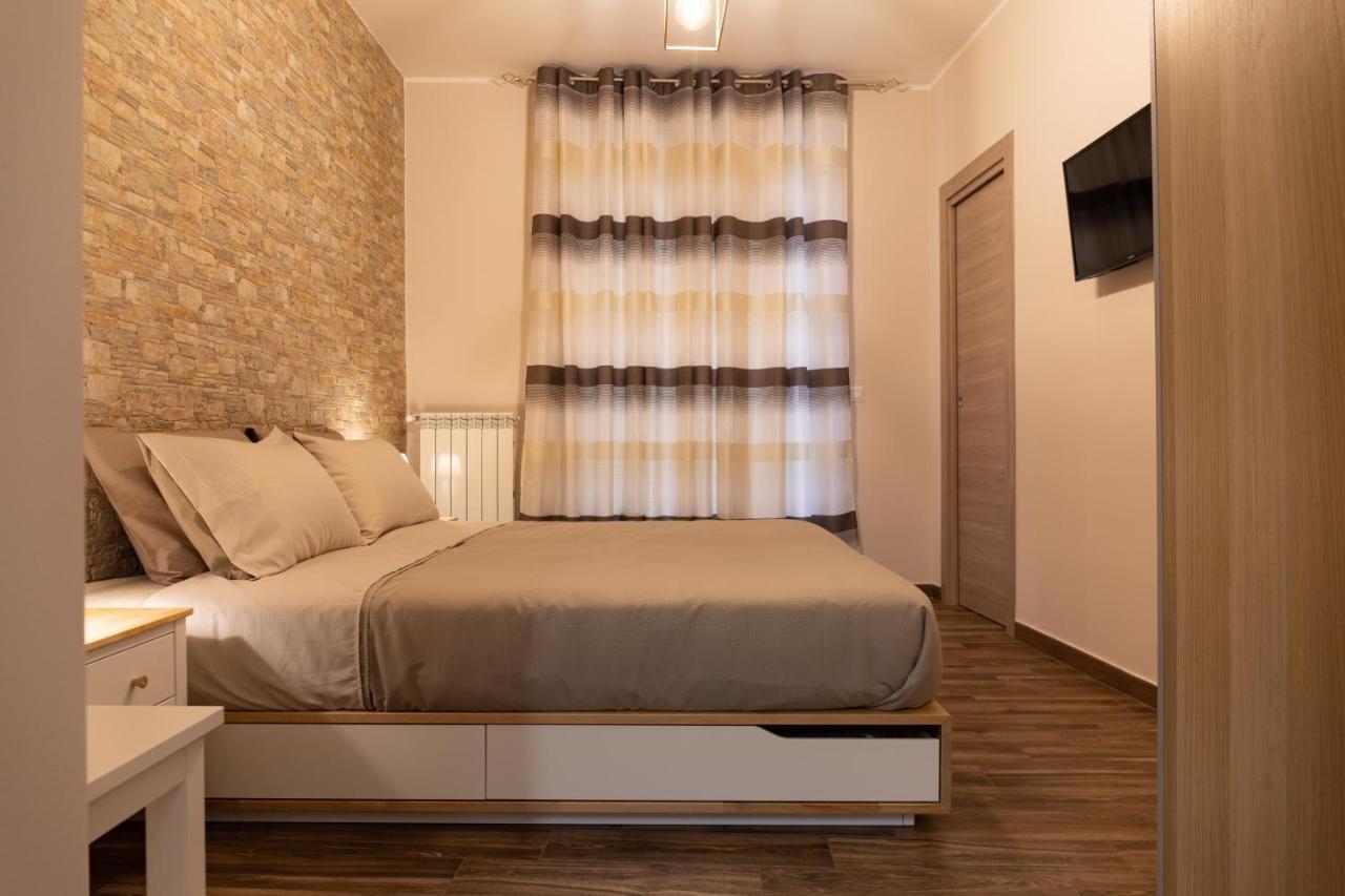 Tizzy Apartment & Rooms Bari Dış mekan fotoğraf