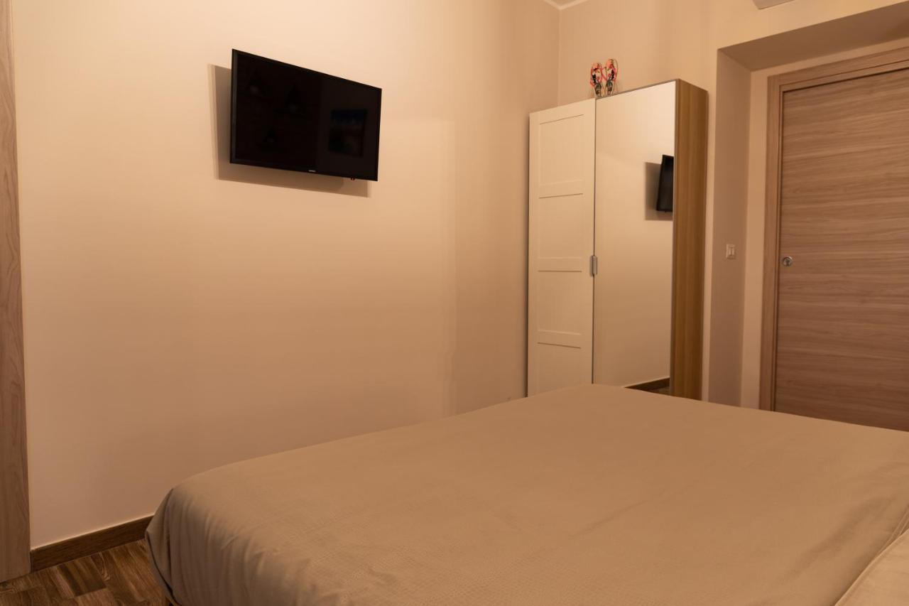 Tizzy Apartment & Rooms Bari Dış mekan fotoğraf